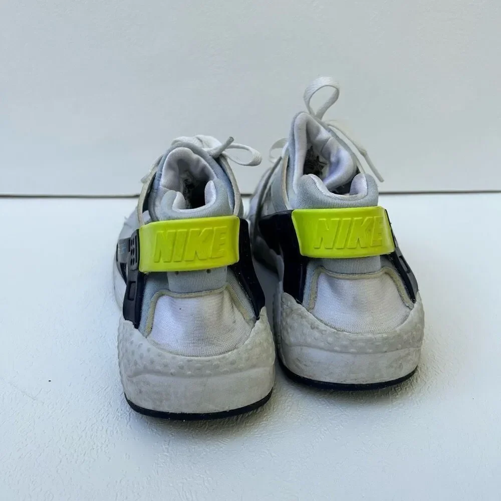 Nike kids shoes